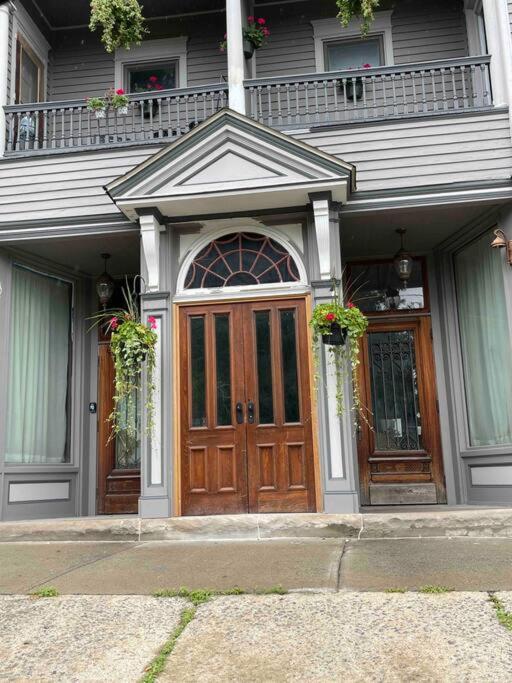 Redefined Alchemy - Bright, Eclectic, Pretty Apt 3E Little Falls Exterior foto