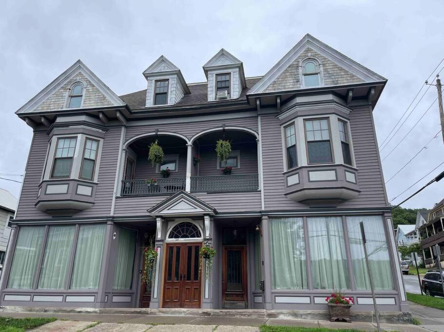Redefined Alchemy - Bright, Eclectic, Pretty Apt 3E Little Falls Exterior foto